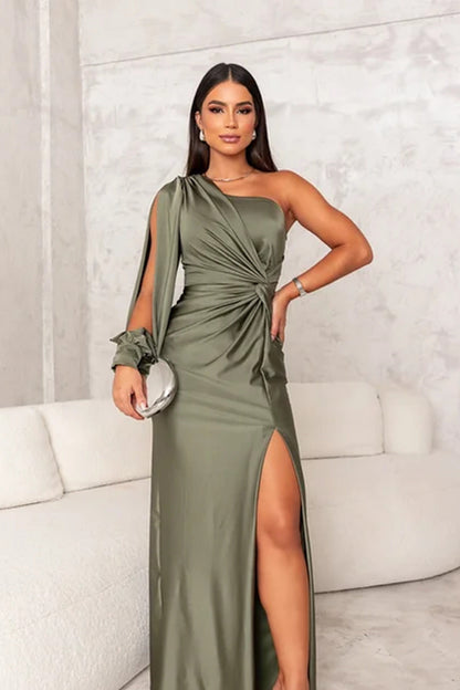 Alison - Elegant Slit Maxi Dress